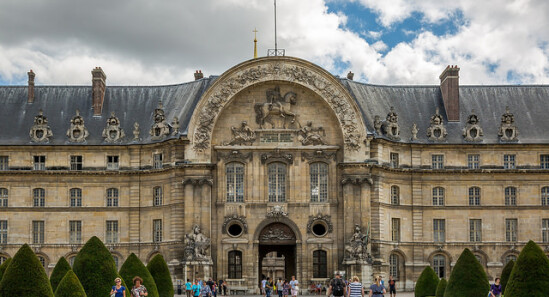 Les Invalides: Il complesso dei musei militari con la tomba di Napoleone