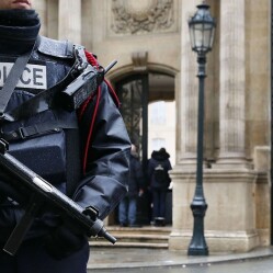 Furti in calo del 17%: Parigi si scopre più sicura per i suoi turisti
