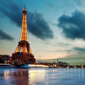 tour eiffel vista dalla senna