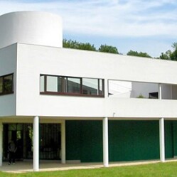 Villa Savoye, il capolavoro architettonico di Le Corbusier 