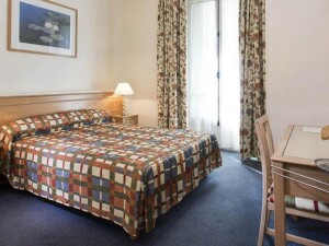Hotel De Suez