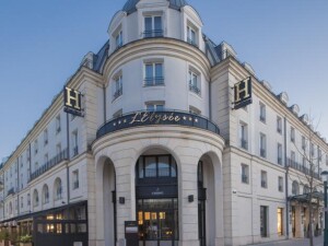 L Elysee Val D Europe Disneyland