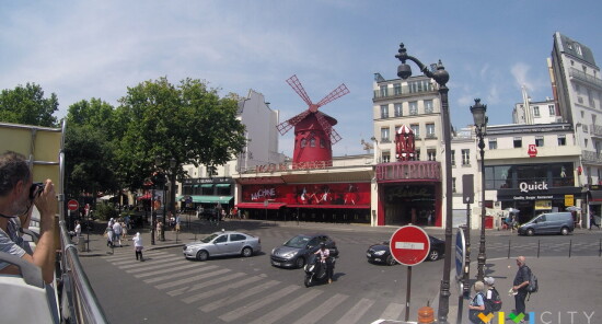 Pigalle: Scopri il quartiere a luci rosse di Parigi