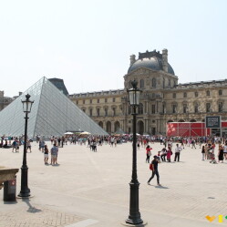 Il Tesoro di Notre-Dame in mostra al Museo del Louvre di Parigi