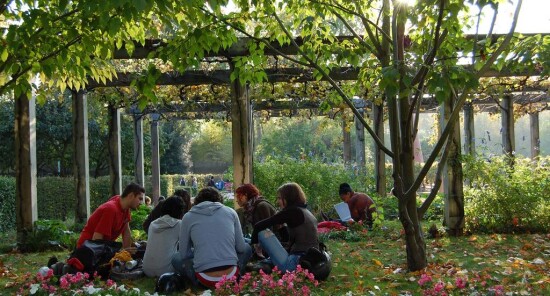 Parc de Bercy: un'oasi verde sulla Senna a sud-est di Parigi