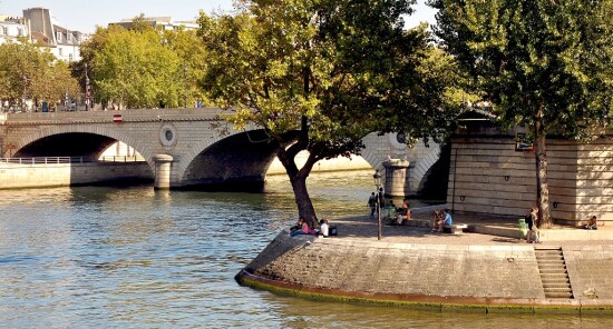 Île Saint Louis. Una piccola isola nel cuore del fiume Senna 
