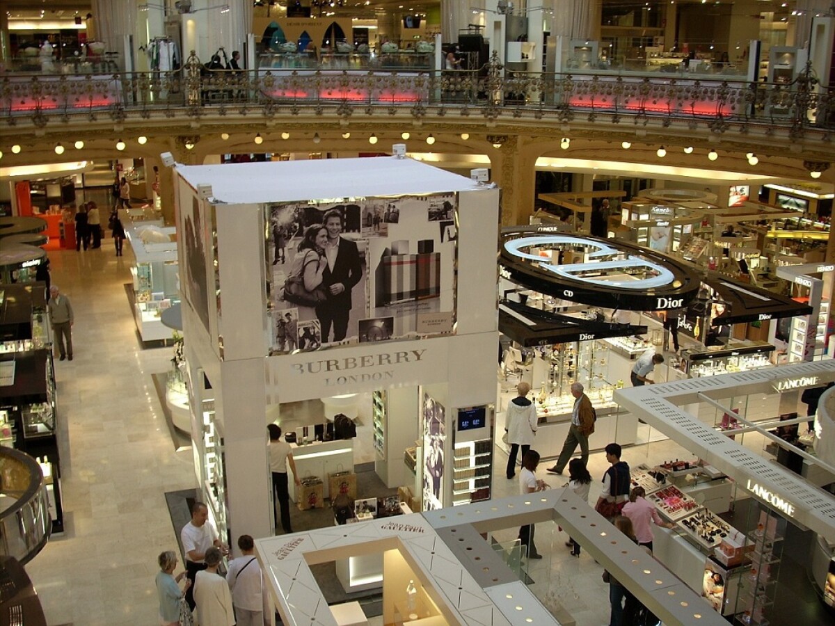 Dalle boutique di lusso ai tesori vintage: vivi lo shopping a Parigi con i nostri tour selezionati