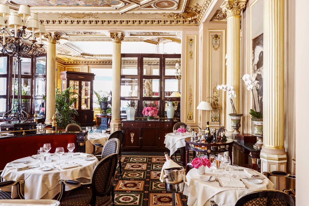 Esperienze gastronomiche top a Parigi: crociere gourmet, cene con vista Torre Eiffel e tour con degustazioni