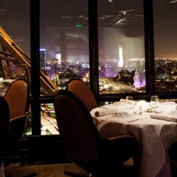 Le Jules Verne: Il ristorante al secondo piano della Torre Eiffel
