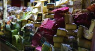 Mercatini di Natale Parigi Formaggi Francesi foto di A ADAM via flickr