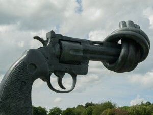 Caen sbarco normandia scultura
