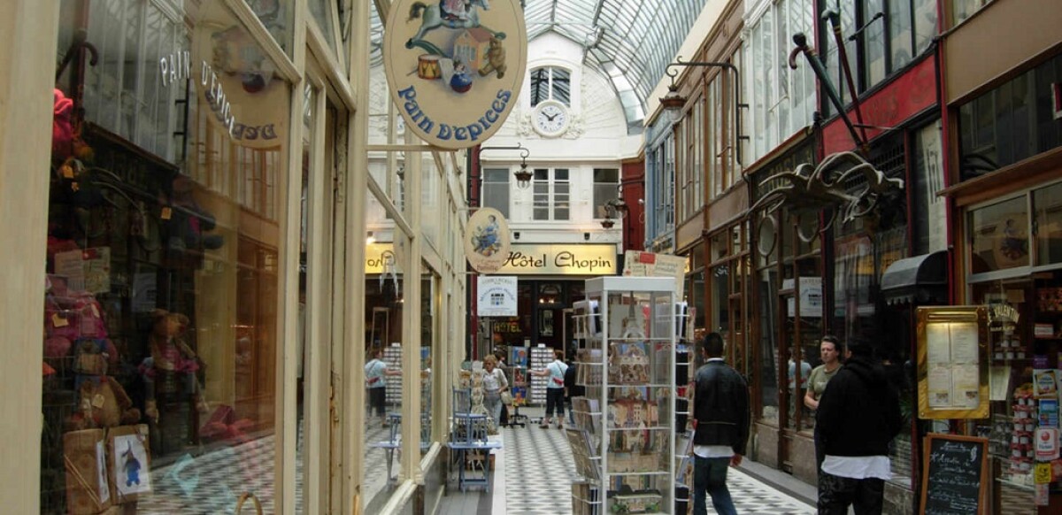 Dalle boutique di lusso ai tesori vintage: vivi lo shopping a Parigi con i nostri tour selezionati