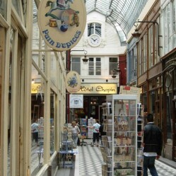 Les Passages di Parigi: le gallerie al coperto dove fare shopping o una pausa caffè