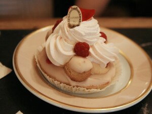 Torta Saint Honore Oliver Lopena flickr