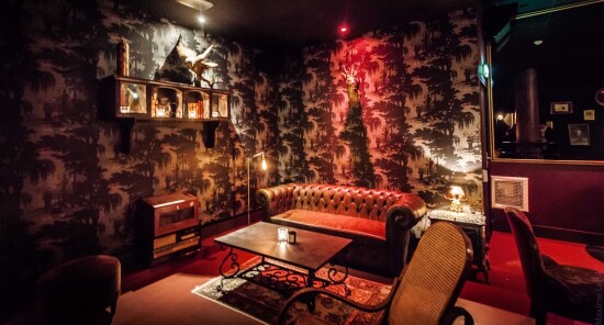I migliori speakeasy di Parigi: cocktails, mistero e perdizione