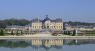 Chateau de Vaux le Vicomte et reflets wikipedia