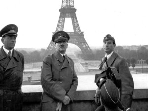 hitler tour eiffel
