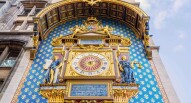 Dettaglio della facciata della conciergerie