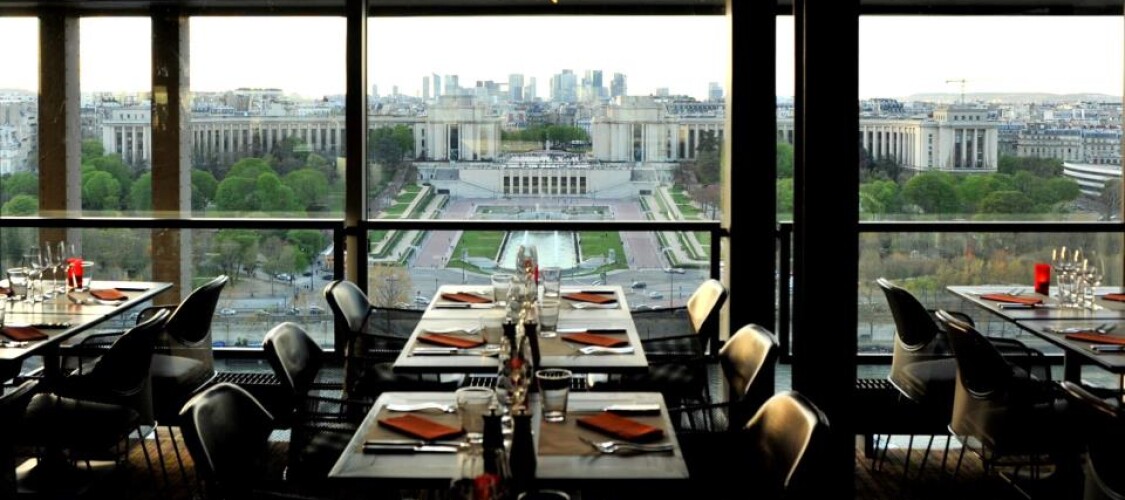 Pranzo sulla Torre Eiffel: prenota ora un tavolo da Madame Brasserie