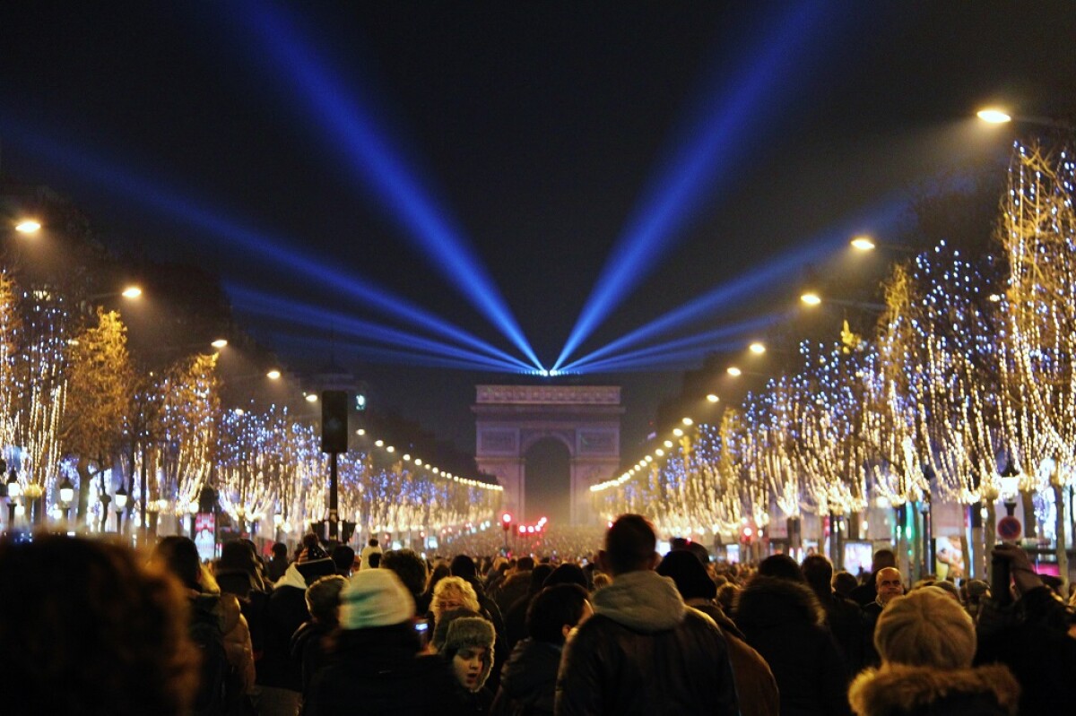 Natale a Parigi: le esperienze più belle e i top prodotti selezionati per te da VIVI CITY