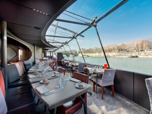 crociera romantica natale pranzo parigi