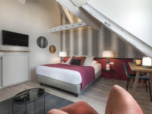 hotel jeanne darc