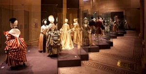 abiti-museo-moda-parigi