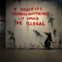 The World of Banksy - Inaugurato a Parigi un museo dedicato a Banksy