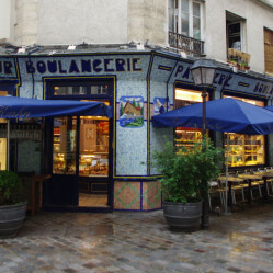 Comprare una baguette ad agosto a Parigi? Preparatevi alla…Rivoluzione!
