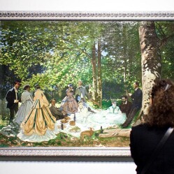 La mostra di arte moderna sbanca la Fondazione Louis Vuitton