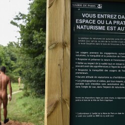 Apre a Parigi la prima area per nudisti e naturisti