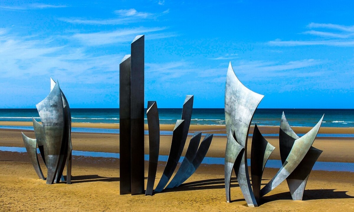 Visita Omaha Beach, la spiaggia dello sbarco in Normandia: esperienze storiche, tour del D-Day e luoghi simbolo