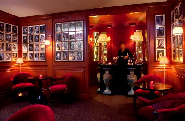 ristorante-teatro-Athenee-Louis-Jouvet-di-Parigi
