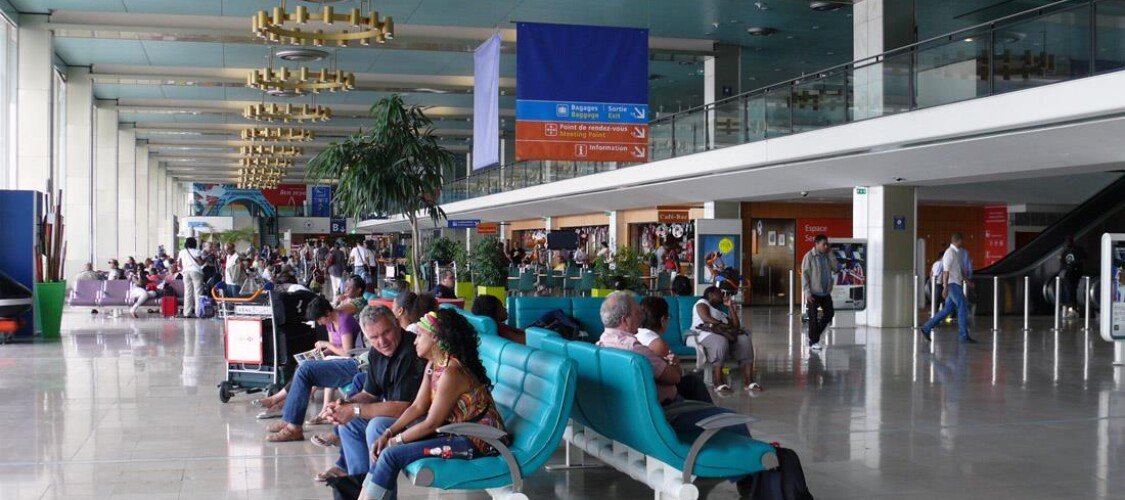 Transfer condiviso da Aeroporto Paris Orly fino al centro di Parigi