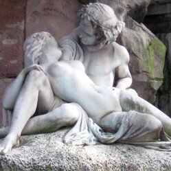 10 luoghi romantici di Parigi per un San Valentino fuori dai luoghi comuni