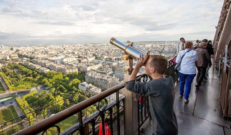 tour eiffel crociera bus